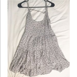 BRANDY MELVILLE OPEN BACK FLORAL DRESS